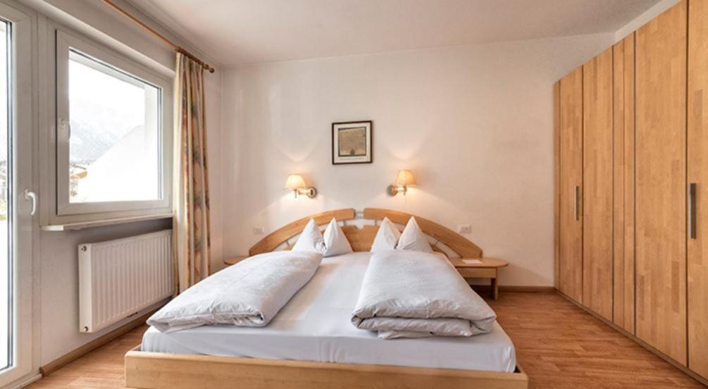 Residence Andrea Lagundo Bagian luar foto