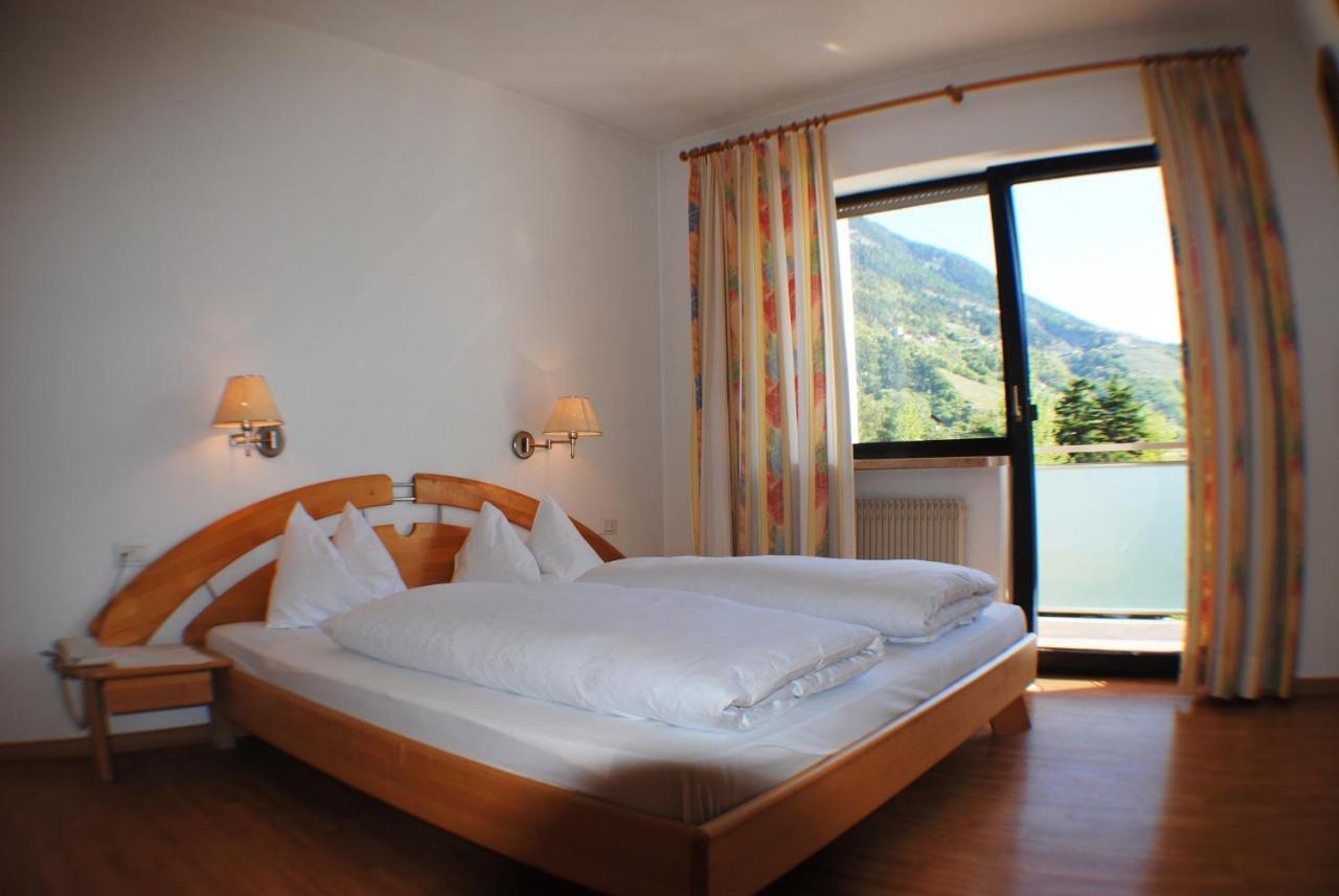 Residence Andrea Lagundo Bagian luar foto