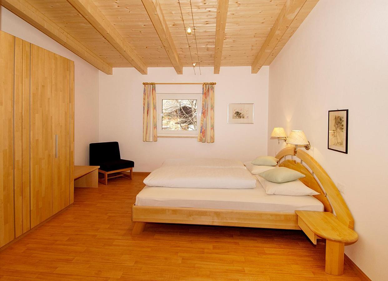 Residence Andrea Lagundo Bagian luar foto