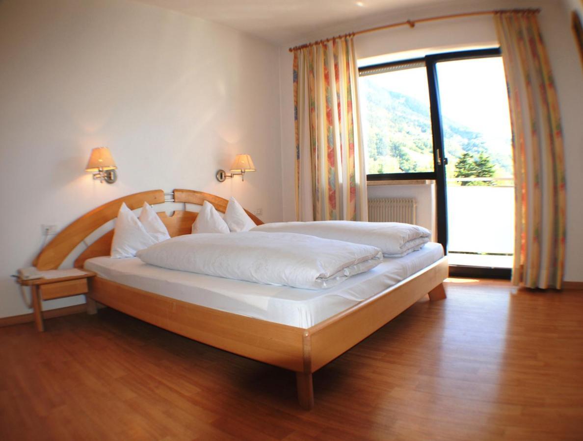 Residence Andrea Lagundo Bagian luar foto